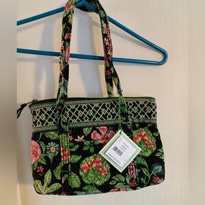 Vera Bradley NWT On the Go in Botanica Fabric